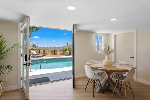 Casa sunset Modern  2BR/1BA in Fletcher Hills with beautiful sunset views, pool