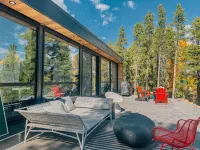 Luxury Lakefront Container Home - Sauna, Fishing, Kayaks & Mountain Views - 마운틴 뷰