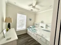 Minutes to the Beach! Waterfront House, BBQ Grill -Rooftop Deck / River View. - 4-Star
