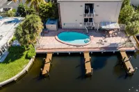 Executive Economy Lodge - Swimmingpools