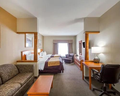 Quality Inn & Suites MidAmerica Industrial Park Area Hotels in Mayes County
