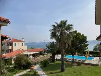 Ariadnes Holiday Accommodation - Sea View