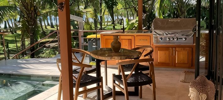 Beachfrontgem- Owner’s Villa-Expansive Endless Beach Less Traveled. Discounted Hotels in Savegre de Aguirre