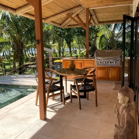 Beachfrontgem- Owner’s Villa-Expansive Endless Beach Less Traveled. Discounted