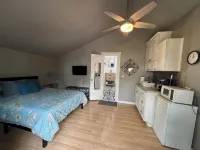 Quiet Petite Garden Retreat - Wifi
