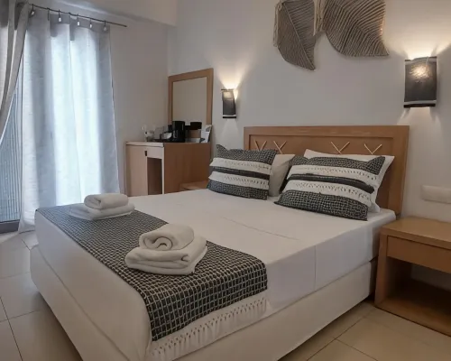 Selinopetra Rooms Hotels in Elafonisos