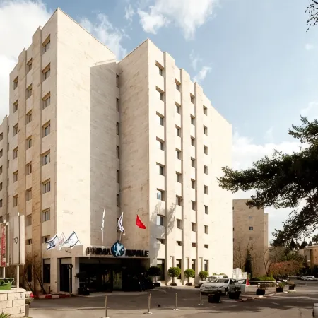 Prima Royale Hotel