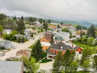 Town Hall Inn Hotels in Lead