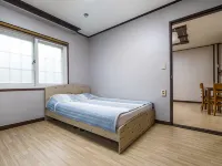 Gangneung Da Beach Pension Отели рядом с достопримечательностью «Парк Дэгванрён»