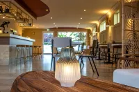 Logis Hôtel & Restaurant - le Relais de Montigny - Airport Shuttle