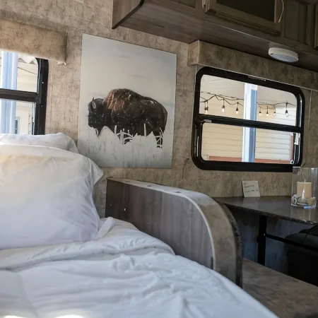 Charming Winnie Drop Trailer with Cozy Private Patio Escape