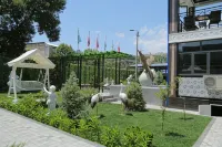Shosh Garden Family Resort - 2-Star