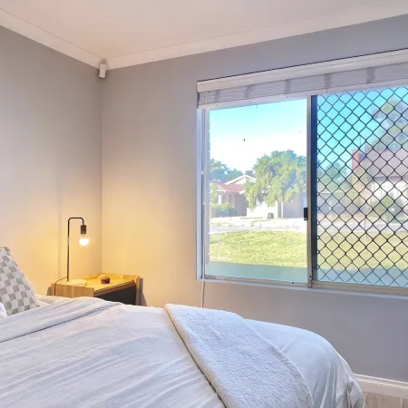 Cosy Home near SValley & Airport