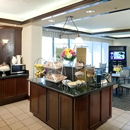 Hampton Inn by Hilton Baton Rouge-I-10 & College Dr.