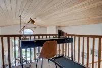 Amazing Views, Large Balcony, Hot Tub & Sauna, 3 beds, Cozy Condo in Big Sky! - Parvekkeita