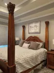 Lakeside Retreat Entire House Inground pool, kayaks, dock - 4-Star