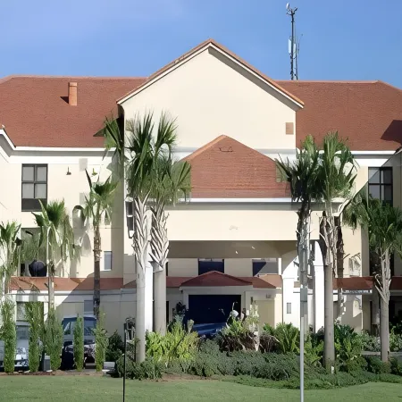 Holiday Inn Express & Suites CLEARWATER NORTH/DUNEDIN by IHG