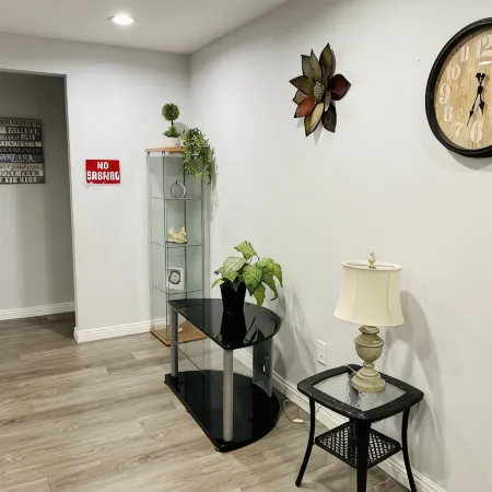 2-8 People,3 Bedrooms,2 Bathrooms, Close to Disneyland, Safe,Quiet,Pets Friendly