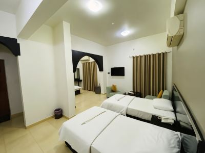 Al Multaqa Hotel