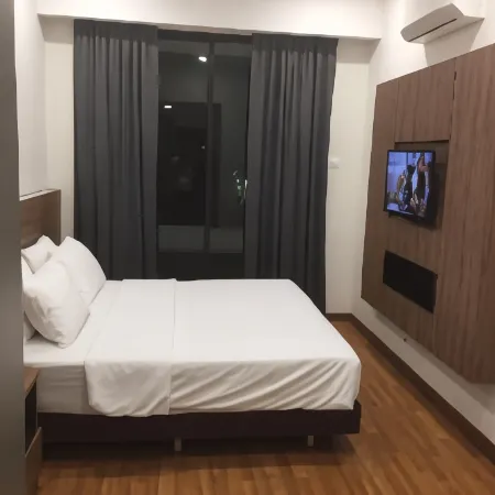 Yangtze Home Stay (G-Residence) Отели в г. Масаи