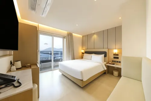 Changwon Masan Ocean View Hotel - Scenic