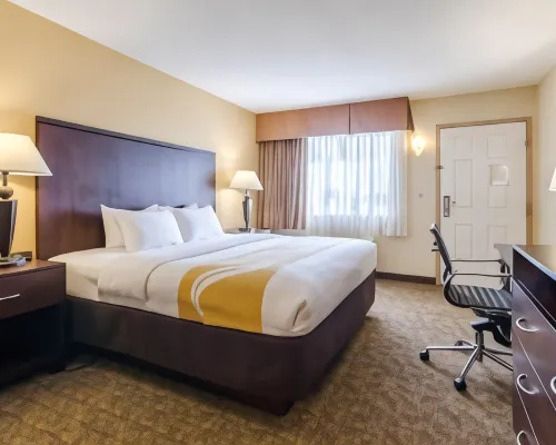 Quality Inn & Suites Hotels in Keith County