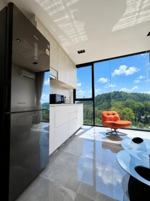 1BR Patong Hideaway | Pool | Near Beaches - A403