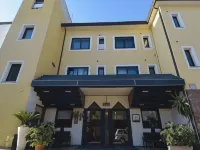 Hotel Nuova Mestre Hoteles cerca de Instituto Universitario Salesiano Venezia - IUSVE