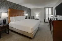 Drury Inn & Suites Cape Girardeau - parking