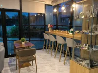 Tripper Hotel Hotels near Ubon Square