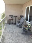 Lake Life-The Beach is Your Back Yard! 3Br/3ba Private Beach/Pool/Balcony - Beach