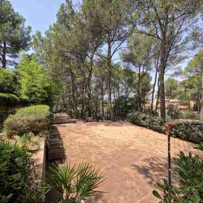 Exceptional Villa in Provence's Luberon Region with a Pool and Breathtaking Views Hotel Exterior