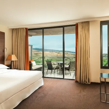 Salobre Hotel Resort & Serenity