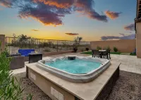 EAZY AZ Modern 2 bedroom townhouse on the 8th fairway of Estrella Mountain Ranch - Bungalows