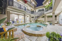 Il Paradiso Perduto 7 Bedroom Home by RedAwning - 4-Star
