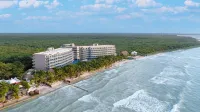 Hotel El Dorado Seaside Suites