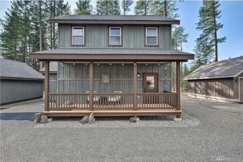 Welcome to the Wapiti Cabin! Near Lake Cle Elum! - 3-Star