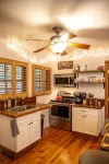 In Town, Yet Wooded - Cozy 2Br Cabin in Mentone - Wifi