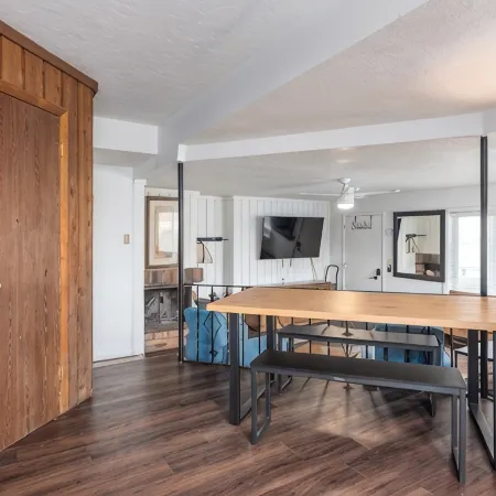 Where We Roam Condo - Steps To Slopes and Downstairs Corner Unit!