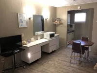 Moose Motel - parking