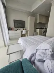 Green Sedayu Apartment Deluxe by Ellison - プライペートプール