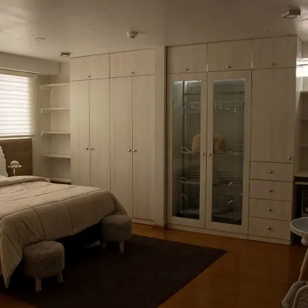 APARTAMENTO PENTHOUSE DE 350 M2, CON VISTA PANORAMICA DE LA CIUDAD.