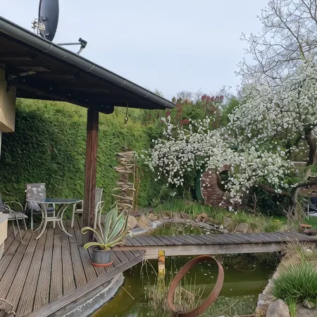 Vacation home on the outskirts of Potsdam in a quiet location with its own garden