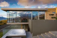 Exclusive villa opposite Akureyri - Villas
