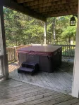 What a Life - Norris Lake Front House w/ dock, hot tub and NO-steps to lake