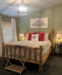 New Listing! Ski, Play, Stay @ the Lodge is Loaded! Hot Tub, BBQ, Sleeps 10 - 4-Star