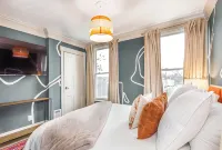 The White House on Oak - Minutes from Louisville - Boutique