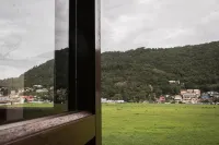 Nômades Beach House - Adventure Hostels - วิวภูเขา