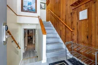 Telemark 5 4 Bedroom Condo by RedAwning - spa