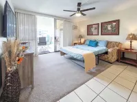 Kamaole Sands across from beach/entertainment - 3 tähden
